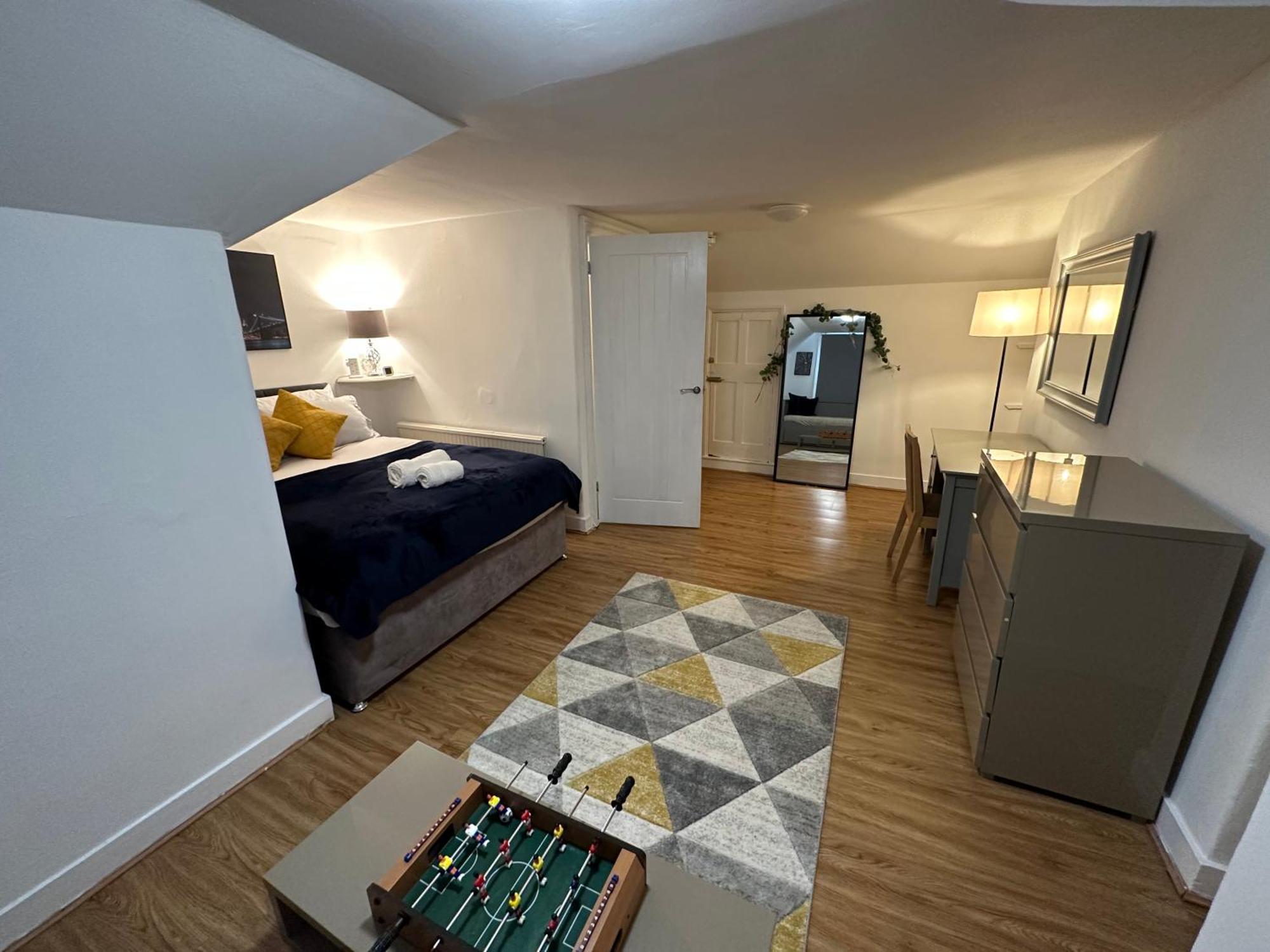 3 Bed Flat With Pool Table Apartment Cambridge  Luaran gambar